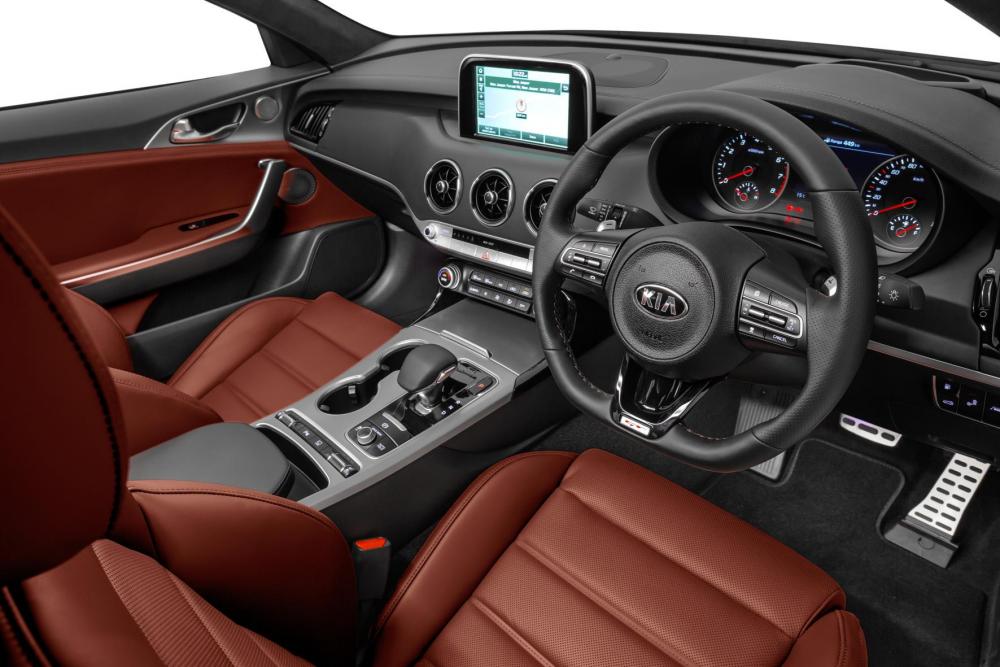 2018-Kia-Stinger-GT-interior.jpg